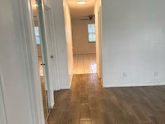 4th image of 30435 Dubsdread Dr APT A
