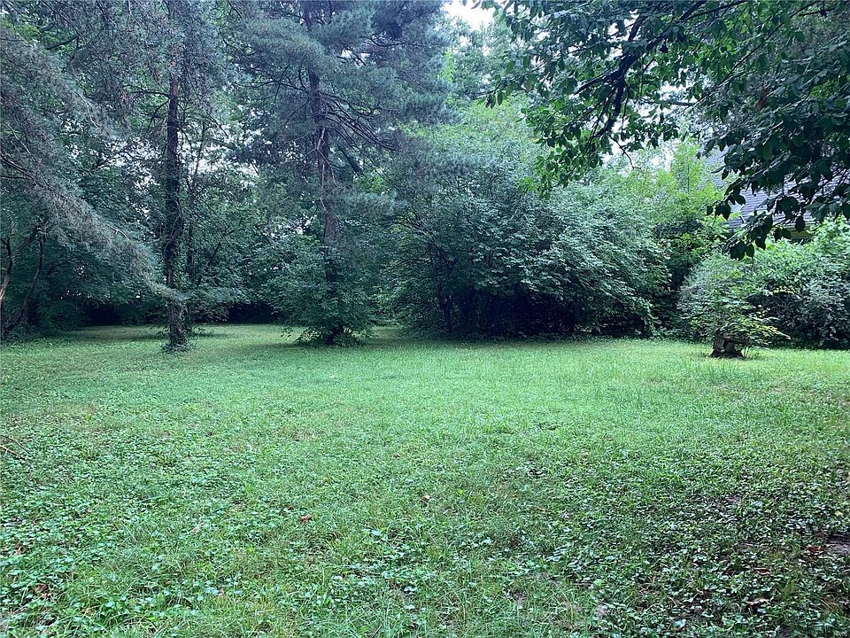 1st image of 817 Arminda Ave