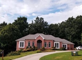 2590 Highland Pointe Dr, Cumming, GA 30041