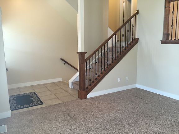3rd image of 1057 E Garden Bend Pl