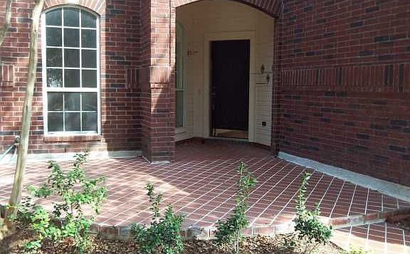 2nd image of 806 Lawmans Ct