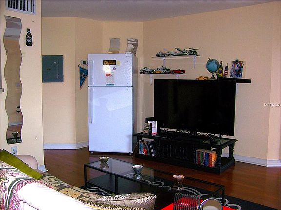 5th image of 4768 Walden Cir #27