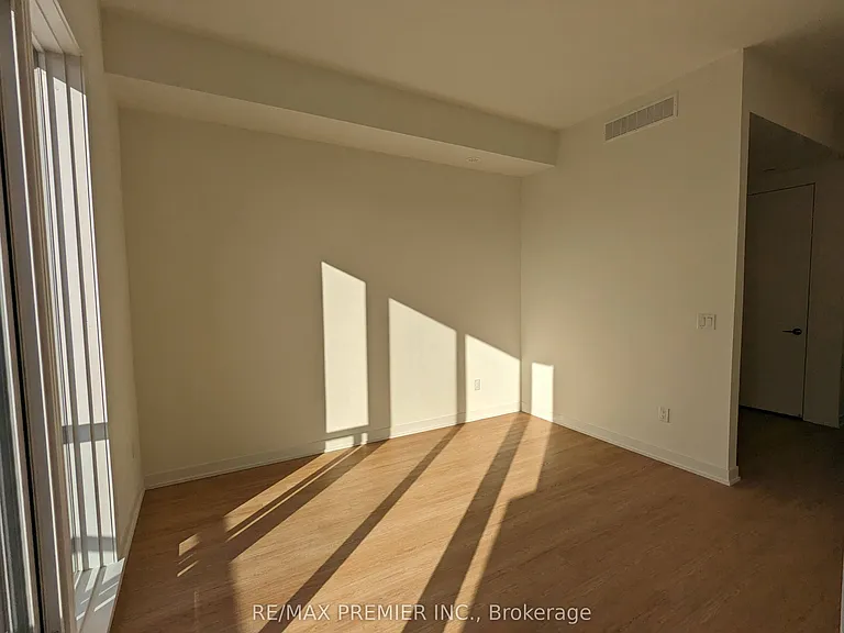 11 Steckley House Ln #403 — Photo 11