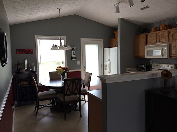 kitchen/dining