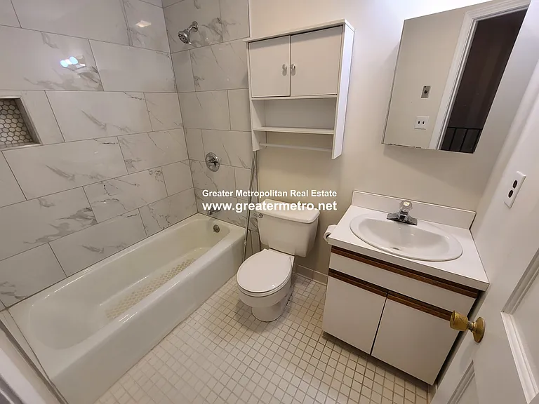 30 Clark St #4 — Photo 9