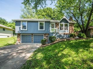 3008 SE 3rd St, Blue Springs, MO 64014