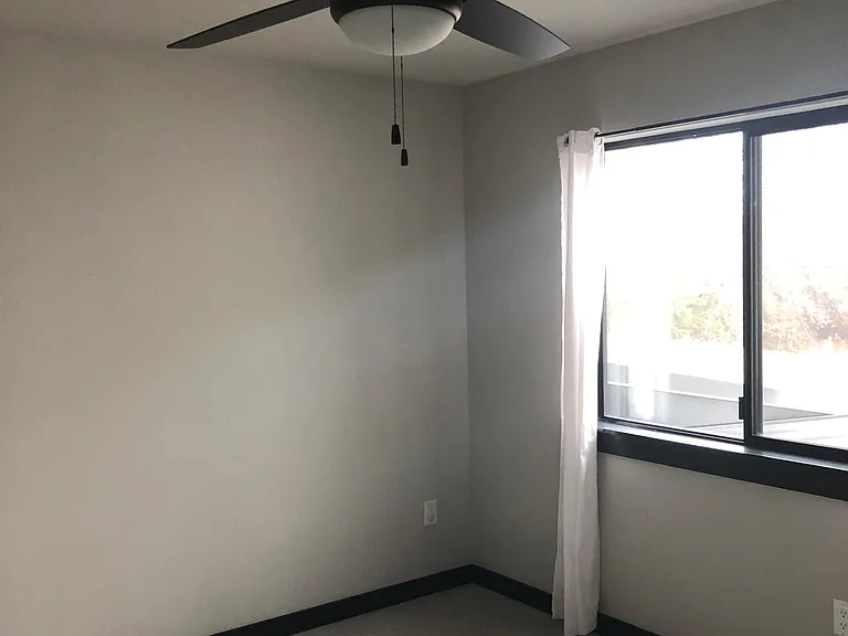 2241 W Decatur St S — Photo 39