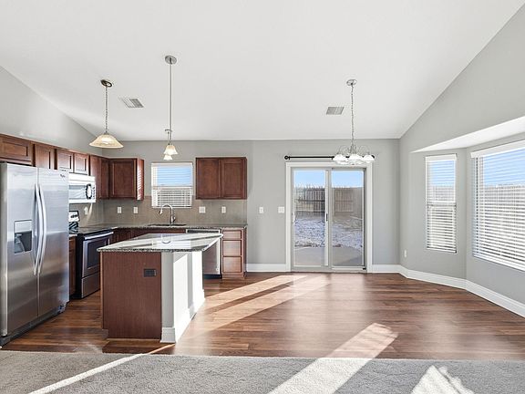 5th image of 2426 E Quivira Ct #2424
