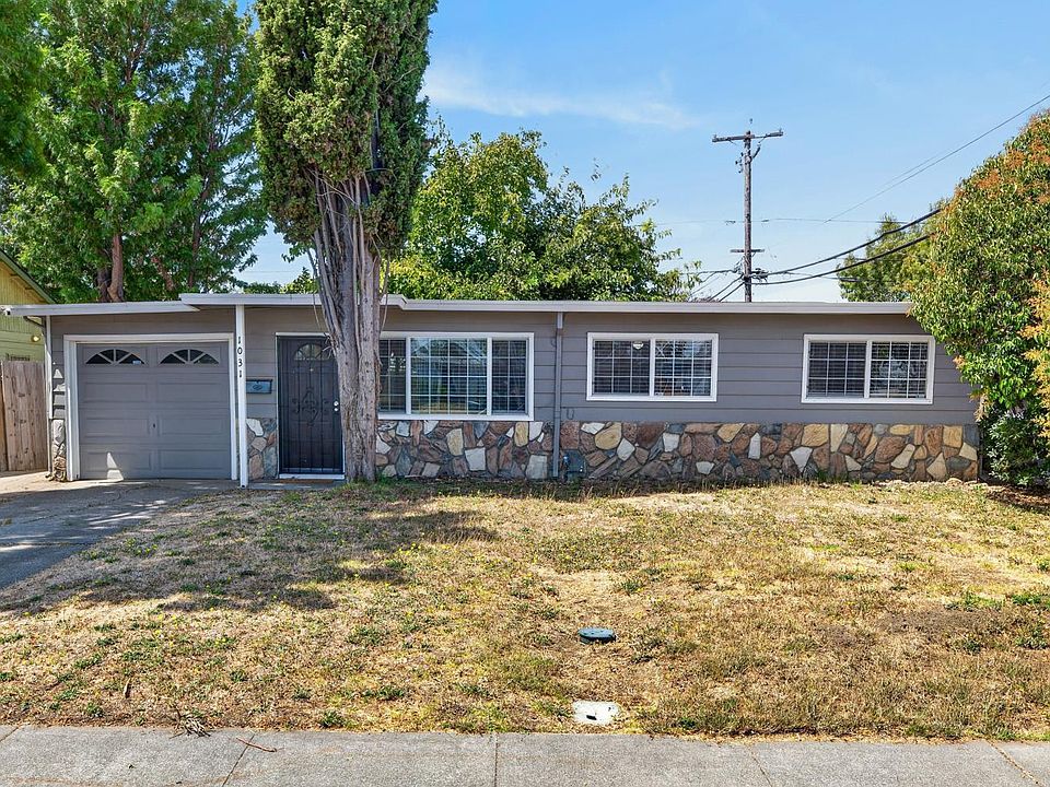 1st image of 1031 Harding St