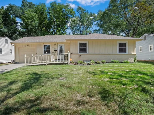7937 Pennsylvania Ave, Kansas City, MO 64114