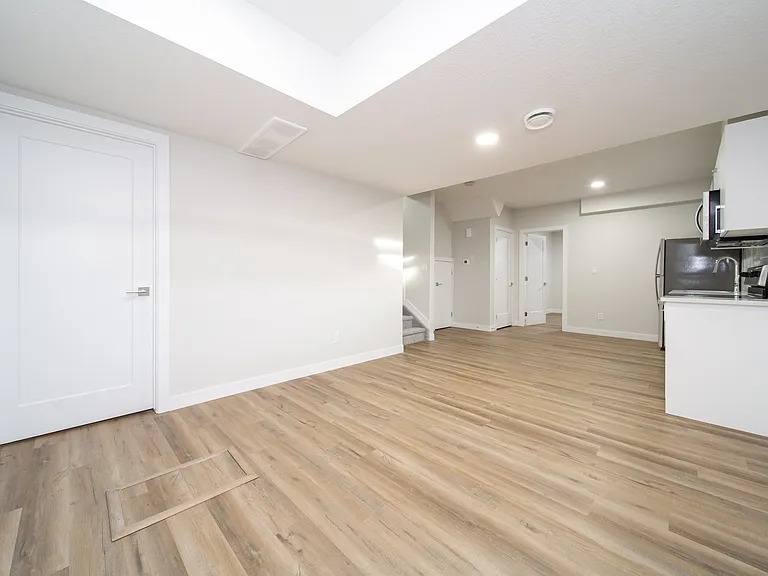 106 Penn Pl #B — Photo 6