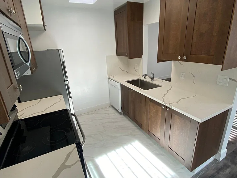 11956 Kiowa Ave #9 — Photo 19