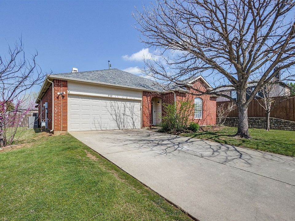 1st image of 2715 Meadowview Dr