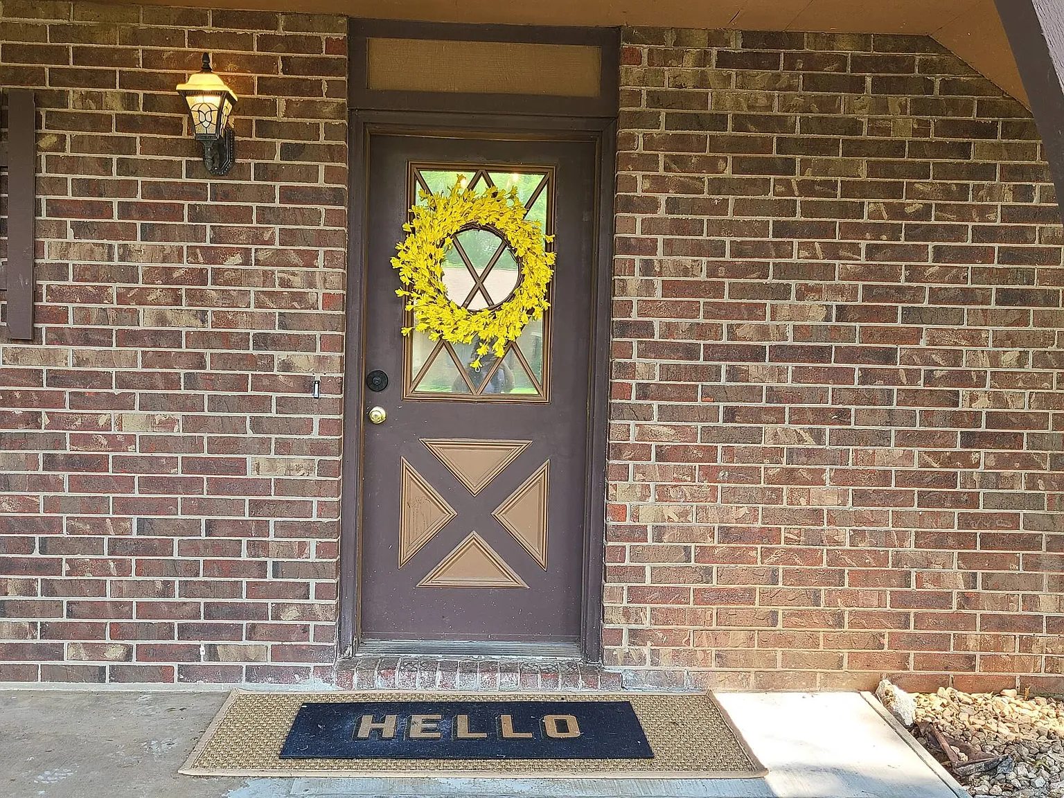 4 bed, 1930 sqft, $2,900 — Photo 2