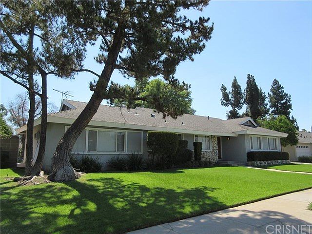 1st image of 10206 Babbitt Ave