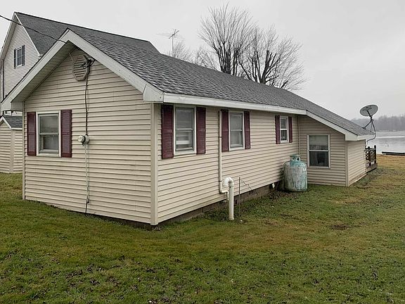 5th image of 9302 N Steinbarger Lake Dr