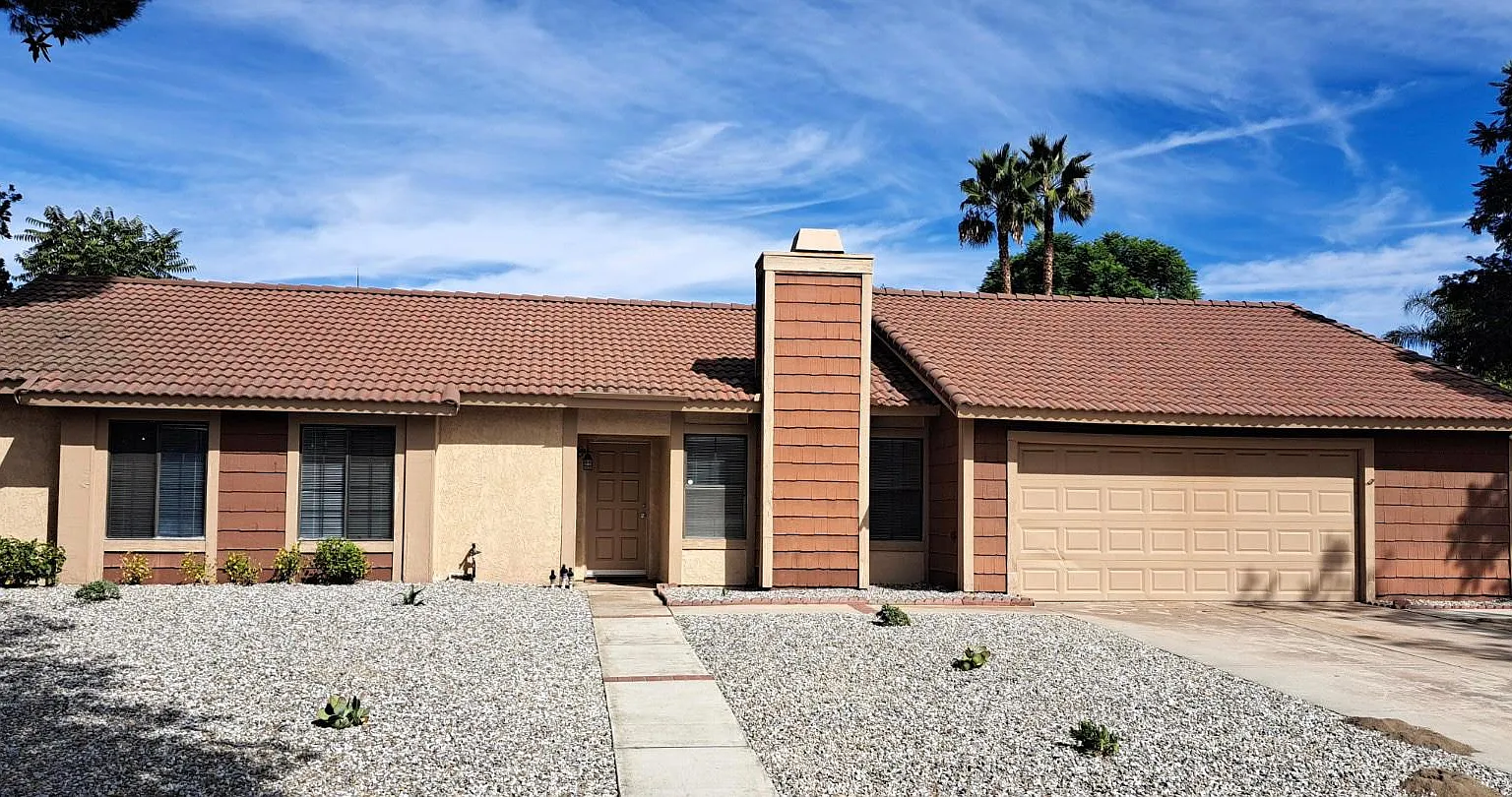 3 bed, 1300 sqft, $2,800 — Photo 1