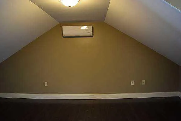 3rd fl bedroom
