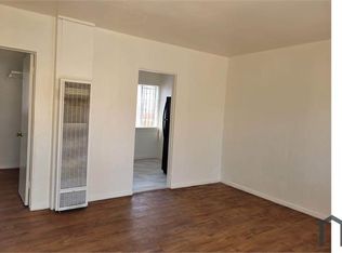 9415 S Normandie Ave, Los Angeles, CA 90044