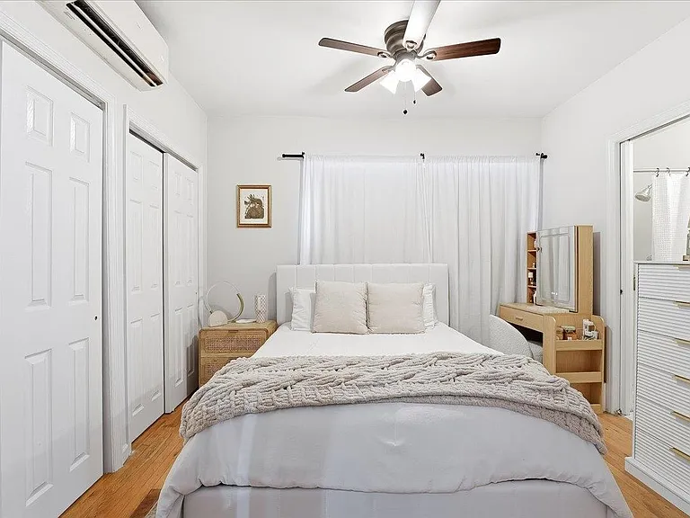 516 Adams St #1F — Photo 4
