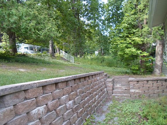 4th image of 119 Badger Ln