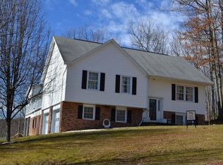 325 Teaberry St, Princeton, WV 24739