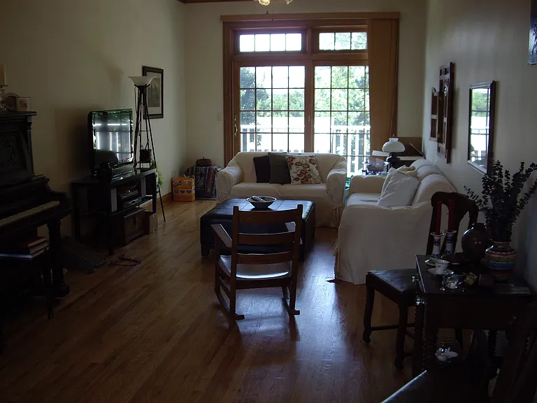 6 William St #1 — Photo 6
