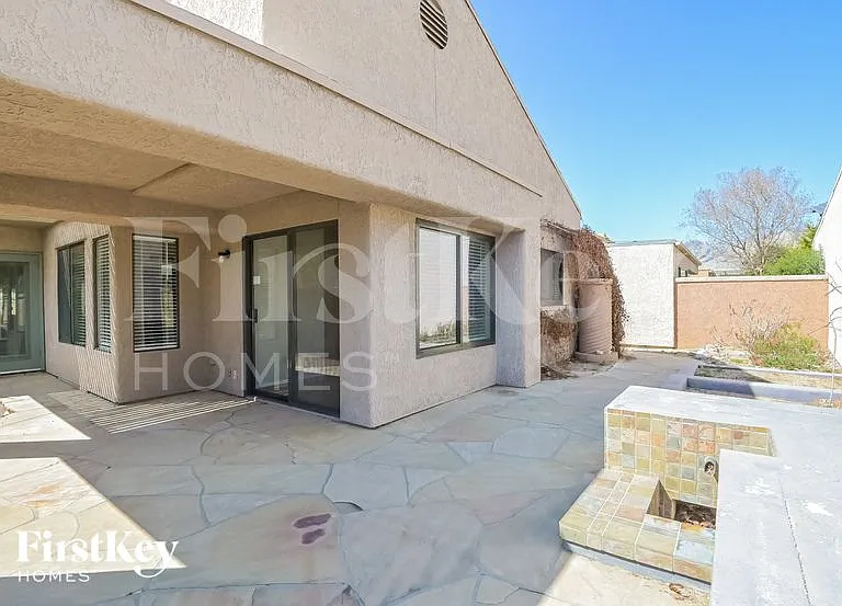 3240 N Hill Farm Dr — Photo 15