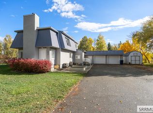 7456 N 5th Rd W, Idaho Falls, ID 83401