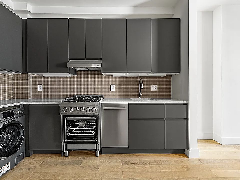 1st image of 234 W 20th St APT 3A