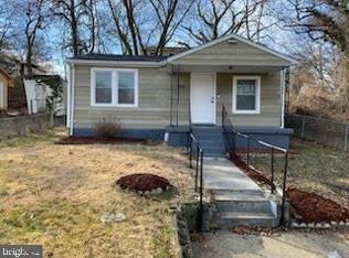 914 60th Ave, Capitol Heights, MD 20743