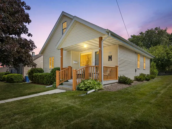 721 W Larabee STREET, Port Washington, WI 53074