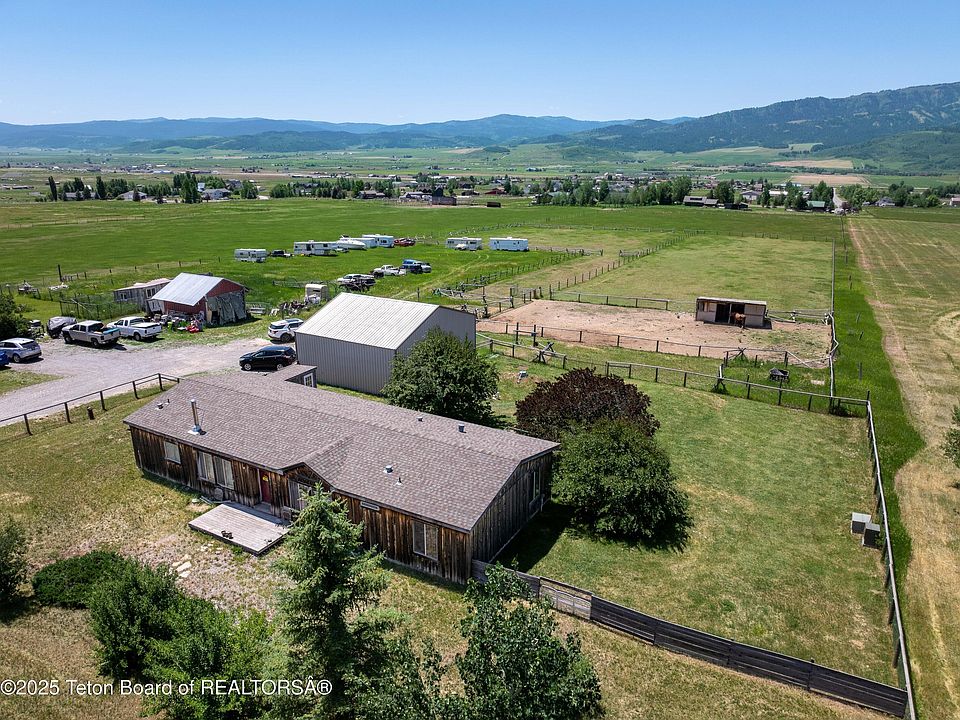 1st image of 3211 County Road 110