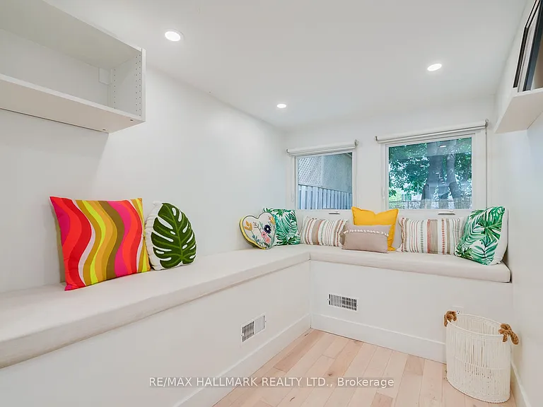37 Craven Rd — Photo 13