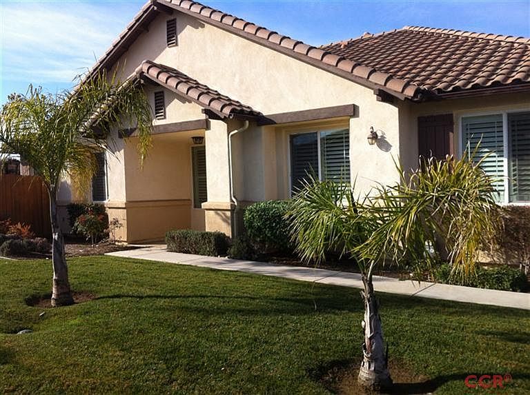 1st image of 1714 E Bilbao Dr