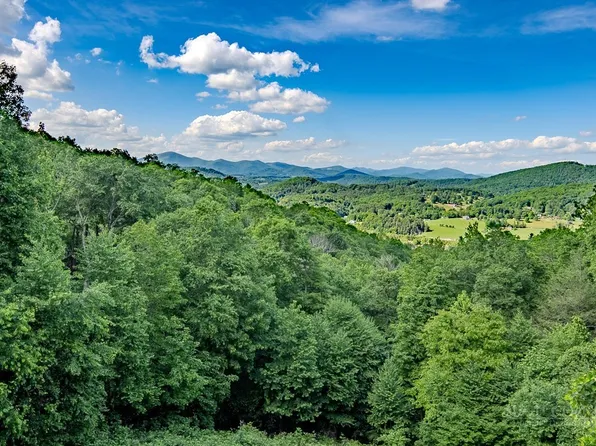 354 Brown Mountain Ridge Road, Blowing Rock, NC 28605