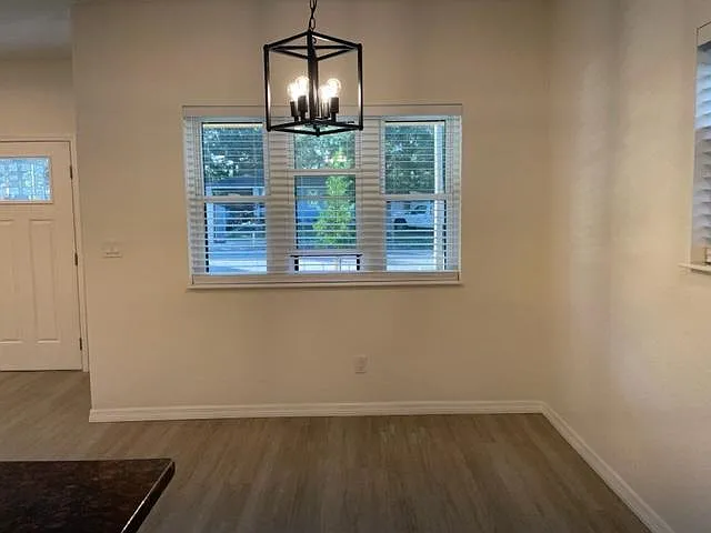 3 bed, 1200 sqft, $2,595 — Photo 3
