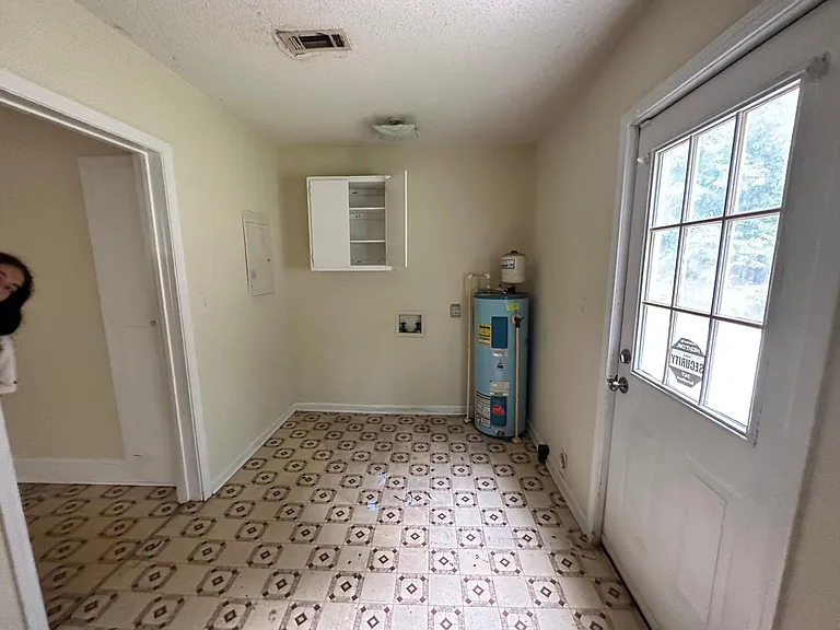 113 Pine St NE — Photo 10