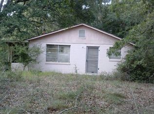 6042 Hartsfield Rd, Greenwood, FL 32443