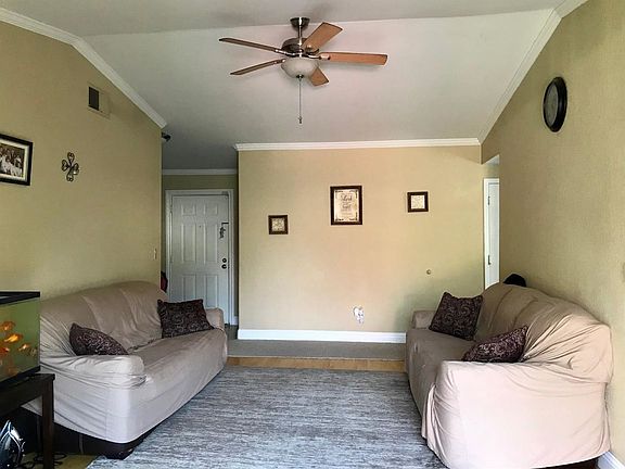 4th image of 10219 Sunol Way