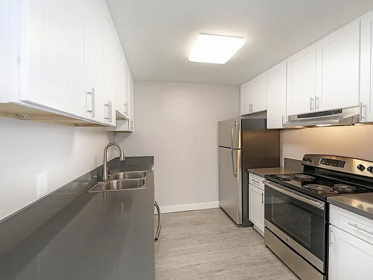 Pacific Villas — Photo 20