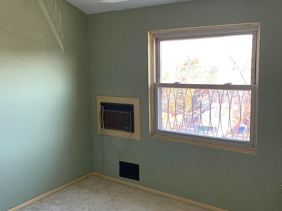 4th image of 43 Cooke St #1