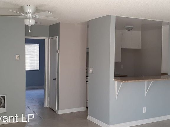 4th image of 20954 Bryant St #9
