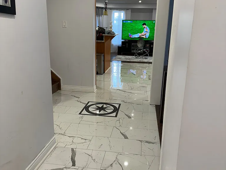 8 Woodcock Ave #MAIN — Photo 6