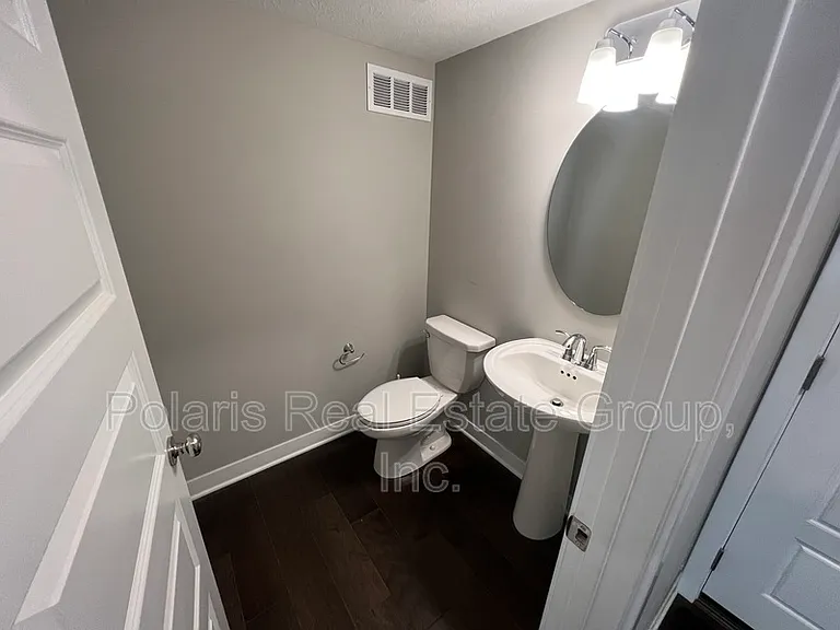 329 Wakefield Way — Photo 3