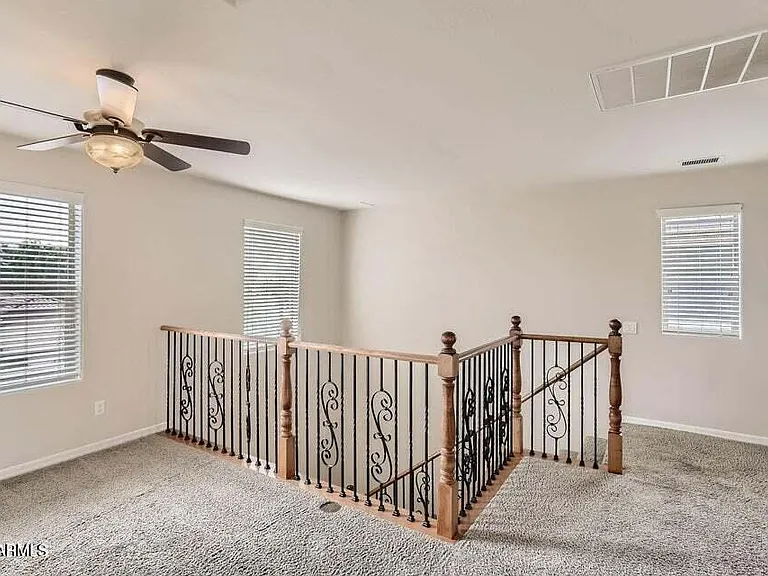 2039 W Kathleen Rd — Photo 25