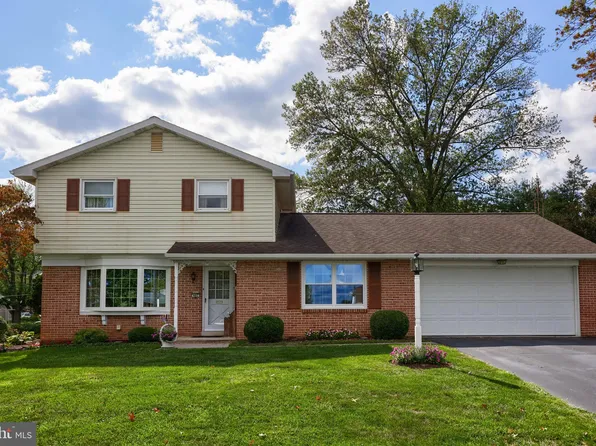 482 N Holly St, Elizabethtown, PA 17022