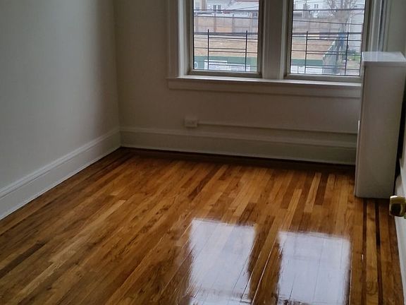 3rd image of 1444 31st Ave APT 2F