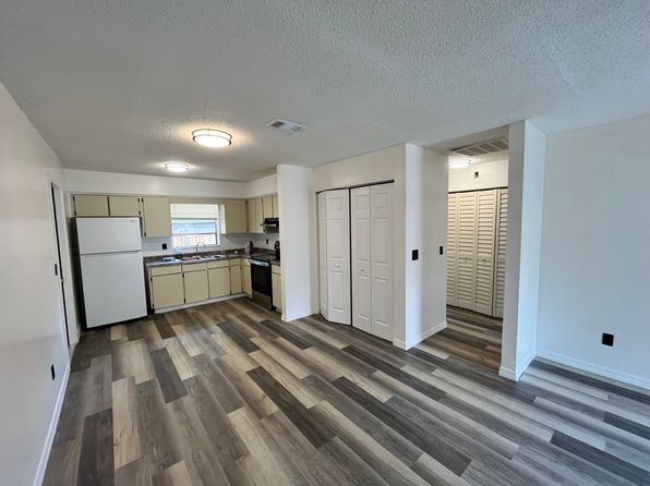 3801 Phillips St APT B