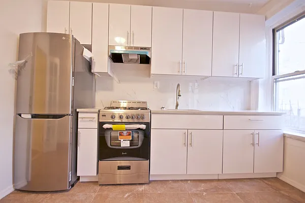 Rented by Nest Seekers International | media 12